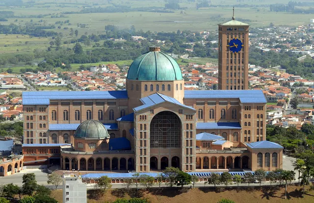 Aparecida do Norte - Bate e Volta
